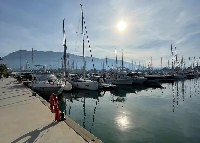 Club Nautico Apartment